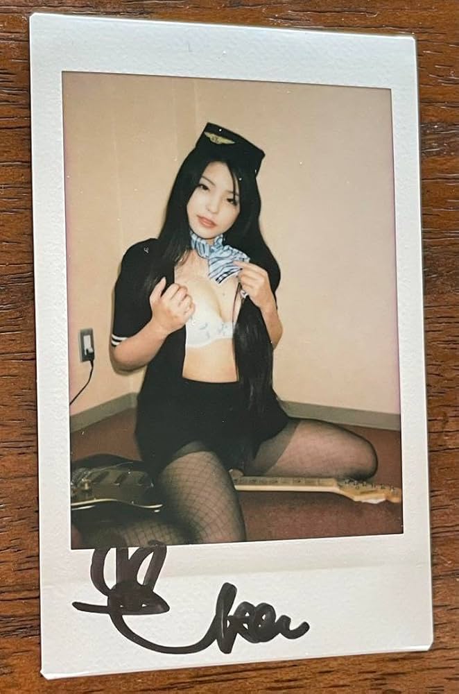 徳江かな 直筆サイン入りチェキ 徳江かな 直筆サイン入り チェキ - メルカリ